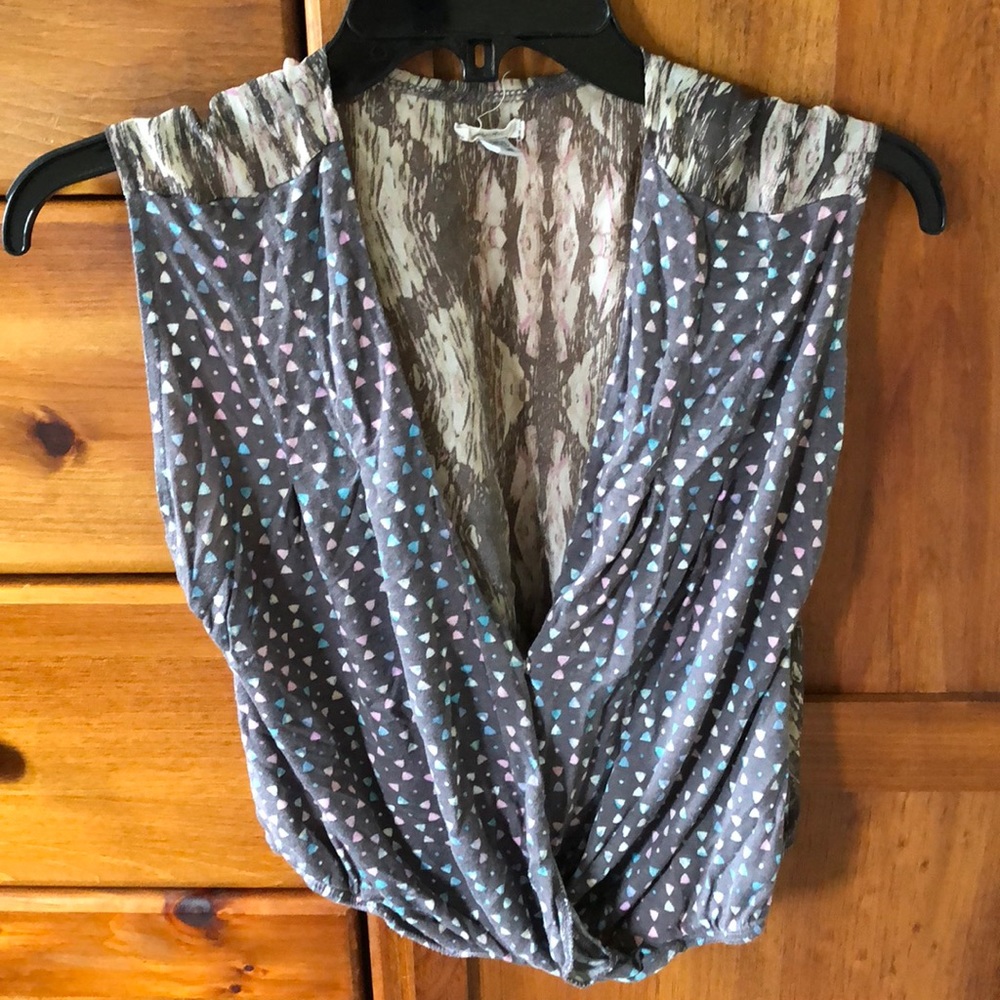 Ecoté women’s mid-rise shirt